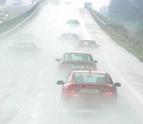 Schweizer Gericht entzieht Führerschein bei zu geringer Profiltiefe. Foto: Auto-Reporter/Continental